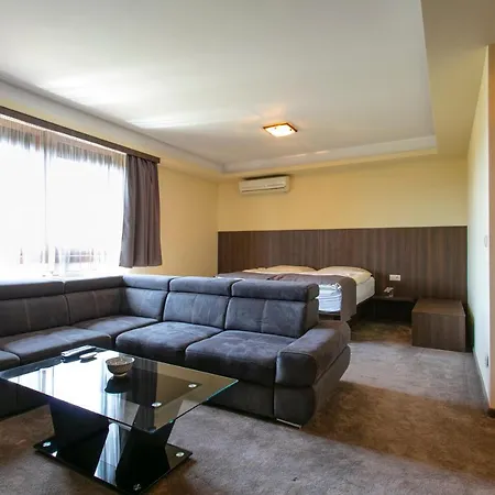 New York Dunajska Streda