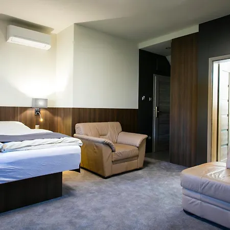 New York Dunajska Streda